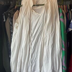 Melissa McCarthy Seven7 Flowing White Blouse